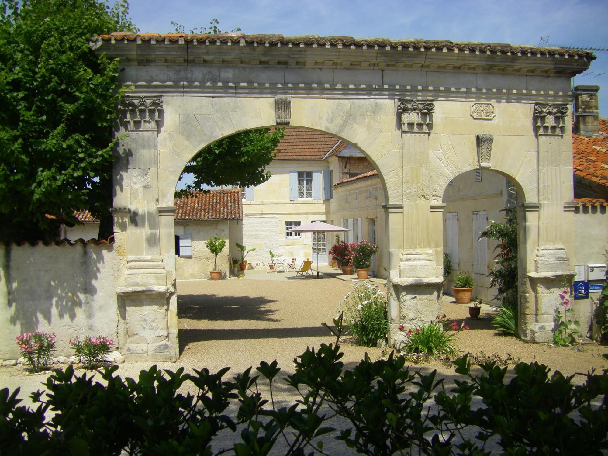 Chambre D'Hotes Clos Des Pierres Blanches Brie-sous-Archiac Exteriér fotografie